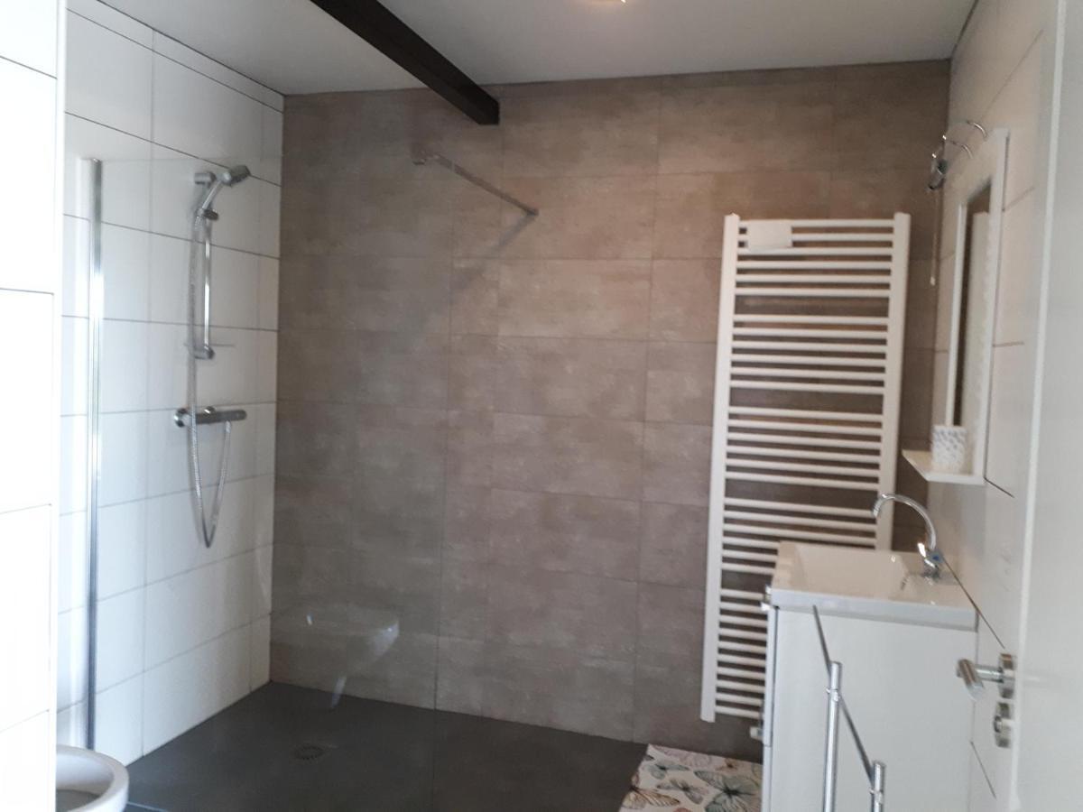 Klein Cambron Apartment Hulst Bagian luar foto